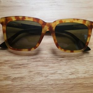 NEW GUCCI Core 55 SHINY LIGHT HAVANA Green Lens Square Sunglasses Authentic